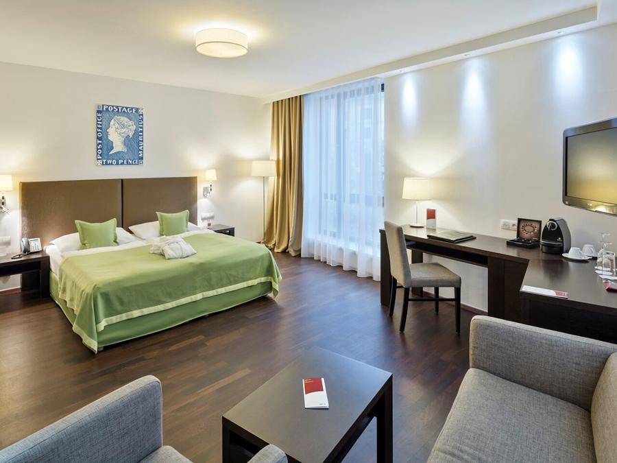 Ac Hotel By Marriott Bratislava Old Town Ngoại thất bức ảnh